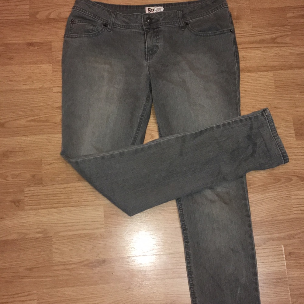 So light grey jeans